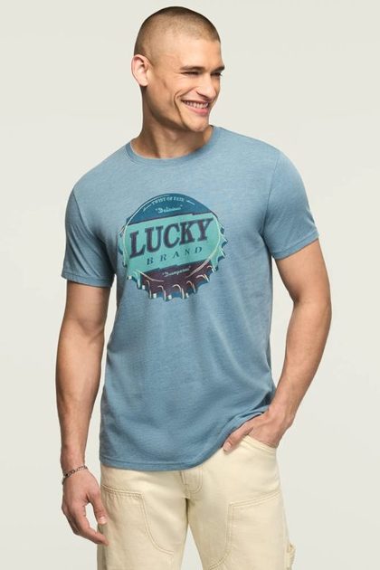 LUCKY BOTTLE CAP TEE, Bluestone