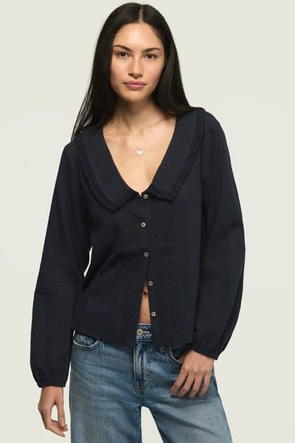 LONG SLEEVE PETER PAN COLLAR TOP, INDIA INK